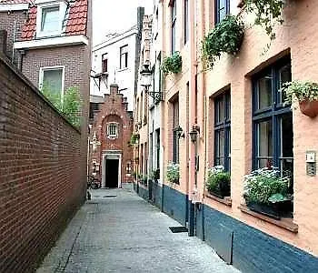 Hotel Leopold