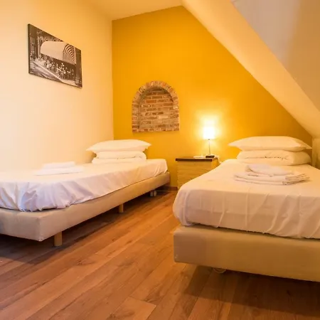 Leopold Hotel 2*